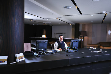 Image showing recetion man in hotel