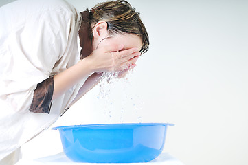 Image showing woman face wash