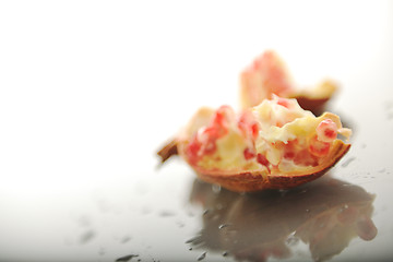 Image showing Pomegranate with reflection