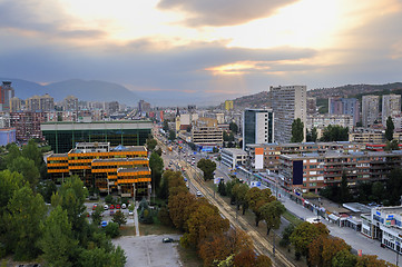 Image showing Sun set over city