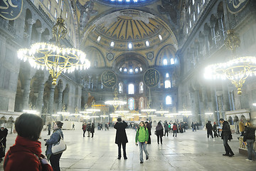 Image showing woman visit ancient istambul in turkey