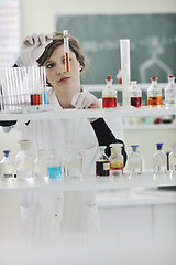 Image showing young woman in lab 