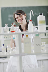 Image showing young woman in lab 