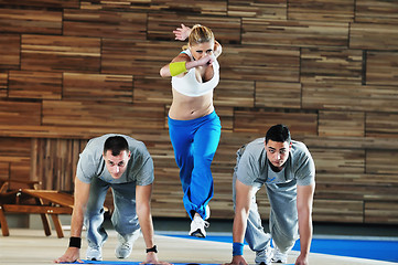 Image showing young adults group in fitness club