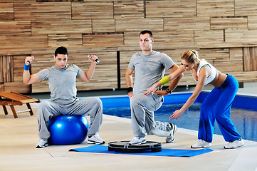 Image showing fitness personal trainer 