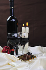 Image showing vine, chocolate and praline decoration