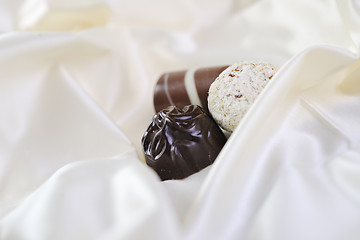 Image showing chocolate and praline