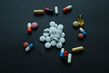 Image showing pills