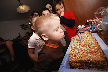 Image showing Happy birthday party