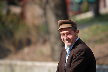 Image showing Old man in park