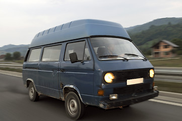 Image showing Tuning cars sacing down the highway