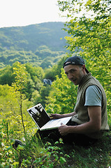 Image showing man outdoor laptop