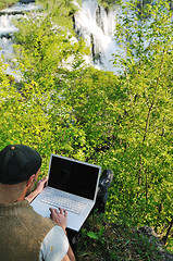 Image showing man outdoor laptop