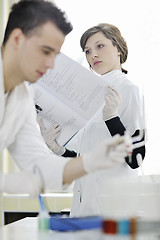 Image showing students couple in lab