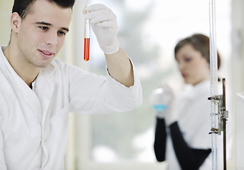 Image showing students couple in lab