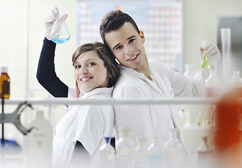 Image showing students couple in lab