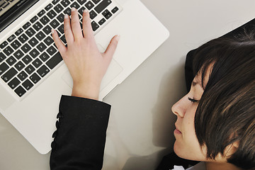 Image showing business woman working on laptop