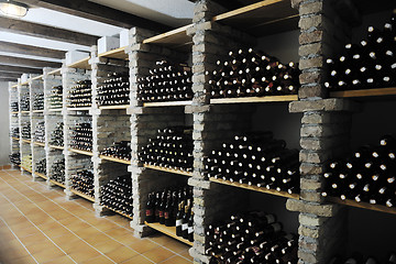 Image showing vine bottles 