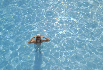 Image showing woman relax at swimming pool 