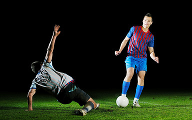 Image showing football players in competition for the ball