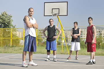 Image showing basketball players team