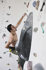 Image showing man exercise sport climbing