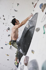 Image showing man exercise sport climbing