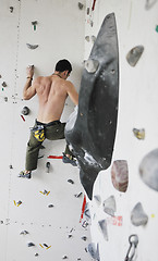 Image showing man exercise sport climbing