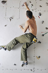 Image showing man exercise sport climbing