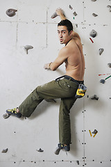 Image showing man exercise sport climbing