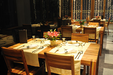 Image showing luxury modern indoor restaurant 