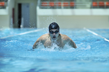 Image showing swim pool