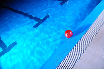 Image showing .red ball in swimming pool 