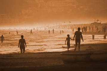 Image showing crowd on beach