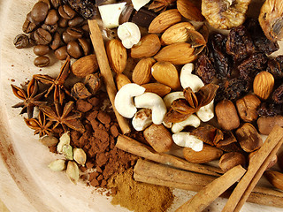 Image showing Raisins, figs, nuts, coffee and cardamon