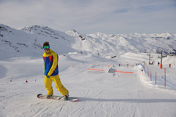 Image showing snowboarder extreme jump