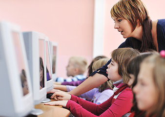 Image showing it education with children in school