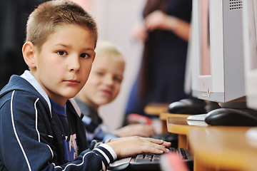 Image showing it education with children in school