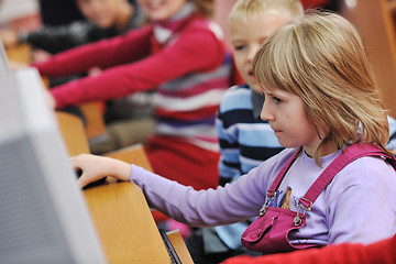 Image showing it education with children in school