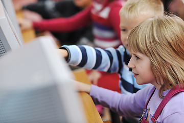 Image showing it education with children in school