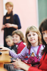 Image showing it education with children in school