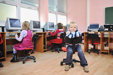 Image showing it education with children in school