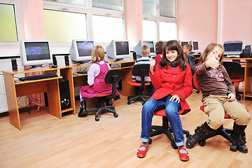 Image showing it education with children in school