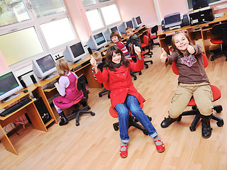 Image showing it education with children in school