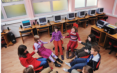 Image showing it education with children in school