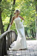 Image showing beautiful bride outdoor