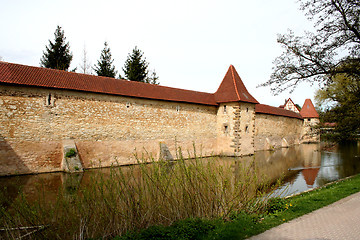 Image showing City Wall with moat