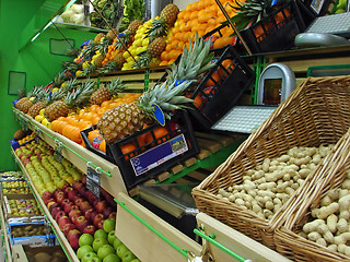 Image showing fruits in supermarket