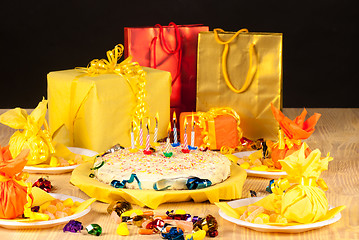 Image showing Birthday presents