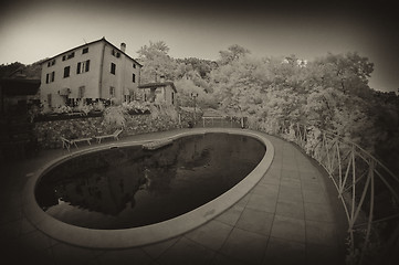 Image showing Infrared Picture of a Agriturismo in Tuscany